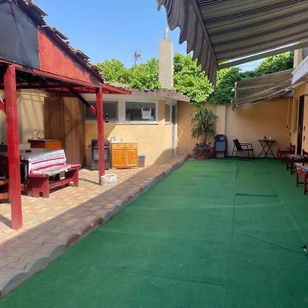 ゲストハウス Casa Bella エフォリエ・スド