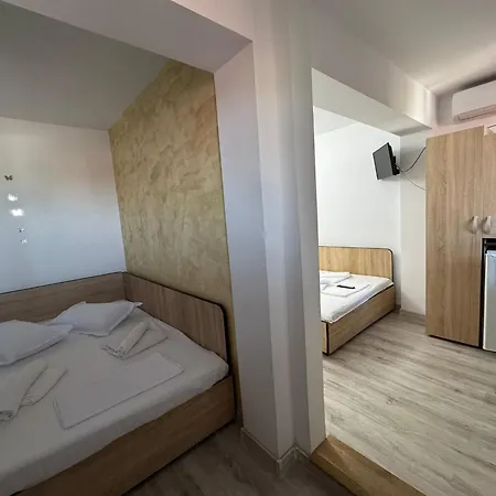 ゲストハウス Casa Bella 3*